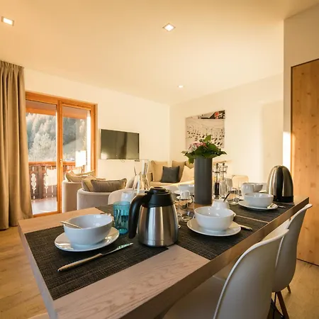 Stylish With Balcony Or Terrace Apartment *