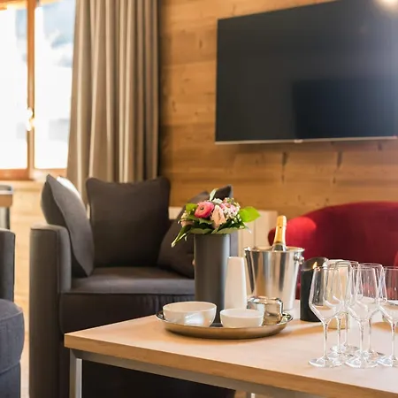 Apartment Stylish With Balcony Or Terrace *