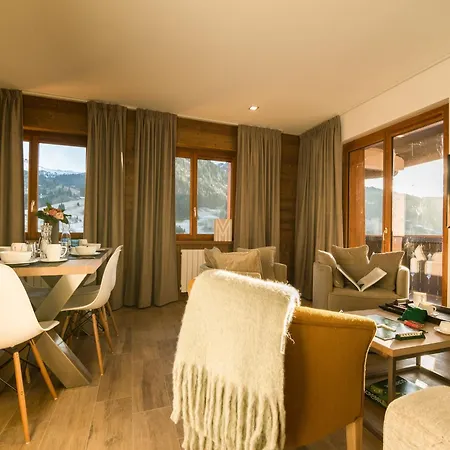 Apartment Stylish With Balcony Or Terrace *